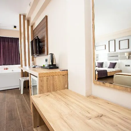 Sertil Royal Forest 4*