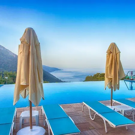 Sertil Royal Forest 4*